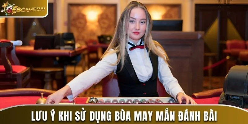 Người Chia Bài Trong Casino Gọi Là Gì? Giải Đáp Chi Tiết 1 Khái niệm người chia bài trong casino gọi là gì?